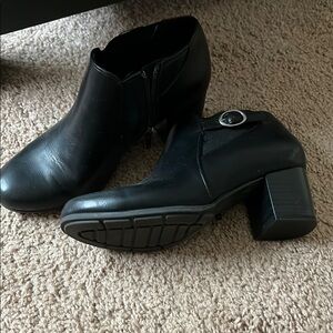 Elegant Black Ankle Boots